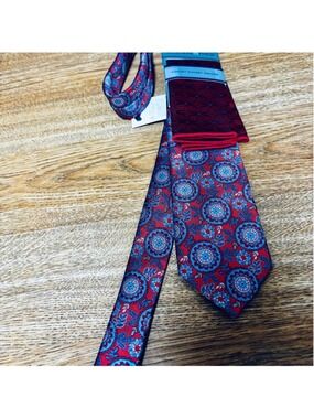 Men's Kilburne & Finch Red & Blue Floral Tie & Pocket Square